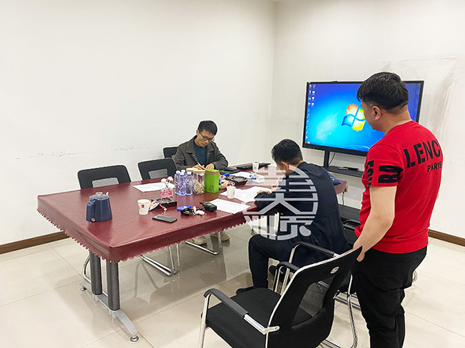 共創(chuàng)未來：菏澤全自動(dòng)豆腐機(jī)客戶與彭大順的創(chuàng)新合作